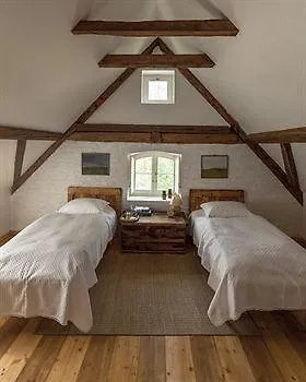 The Bat Barn Villa *
