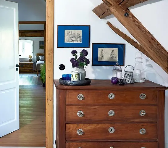 Villa The Bat Barn *